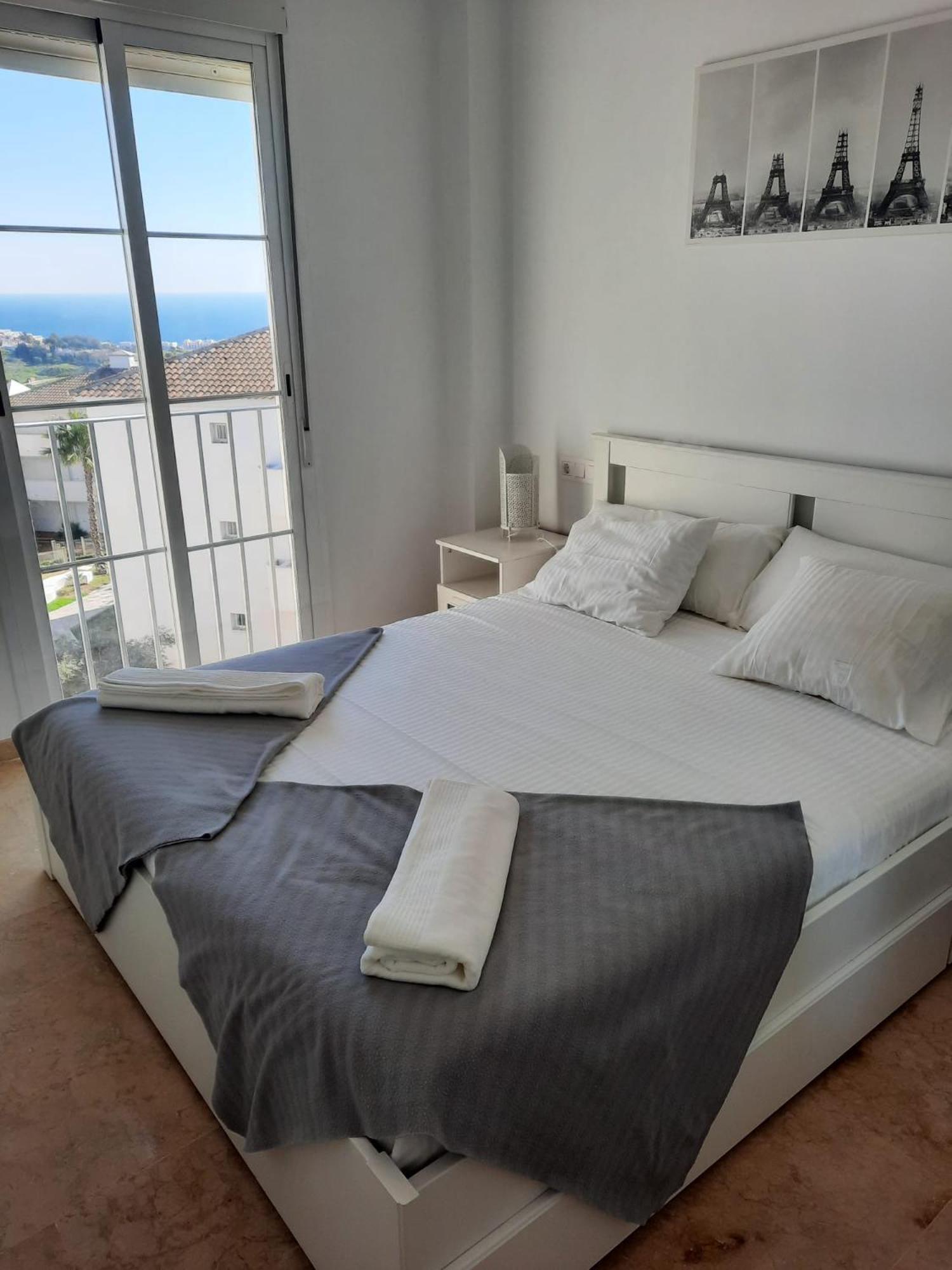 Small Oasis Nelson Mandela Apartment With Sea View, Two Bedrooms, Parking, Terrace And Pool مانيلفا المظهر الخارجي الصورة